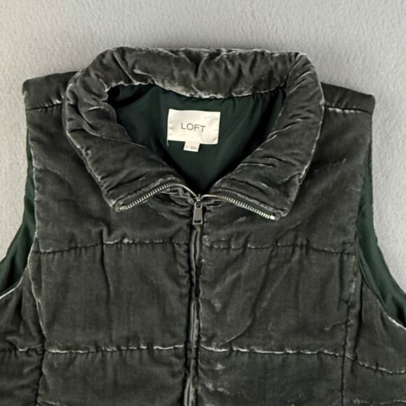 Loft Puffer Vest Women's Medium Quilted Design Pockets Full Zip Green Velvet - Picture 4 of 10